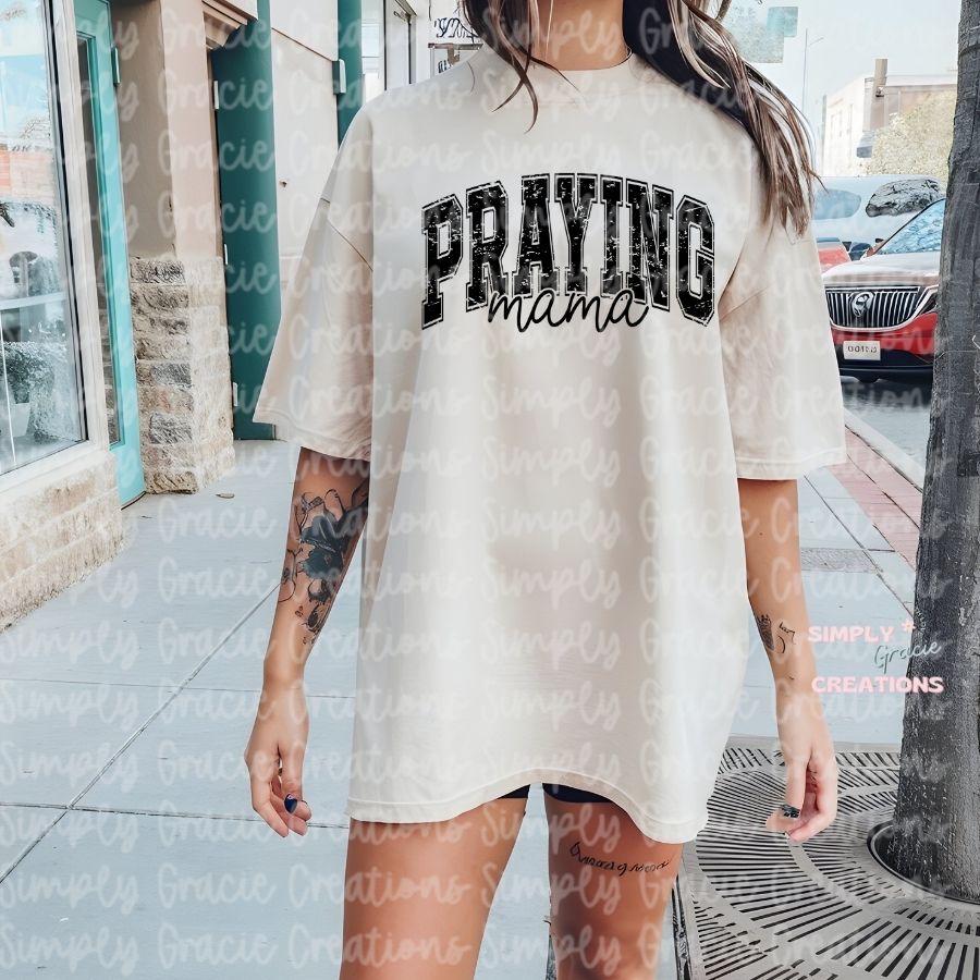 Praying Mama Tee